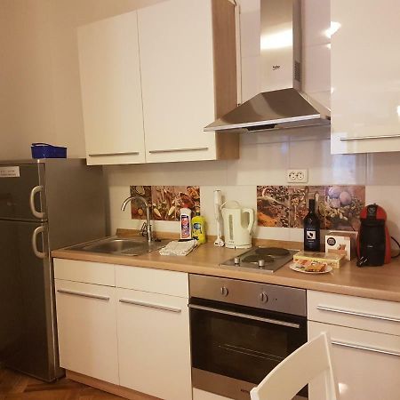 Studio Apartman Via Šibenik Kültér fotó