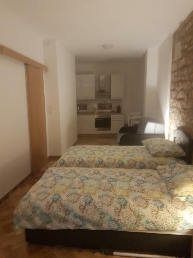 Studio Apartman Via Šibenik Kültér fotó